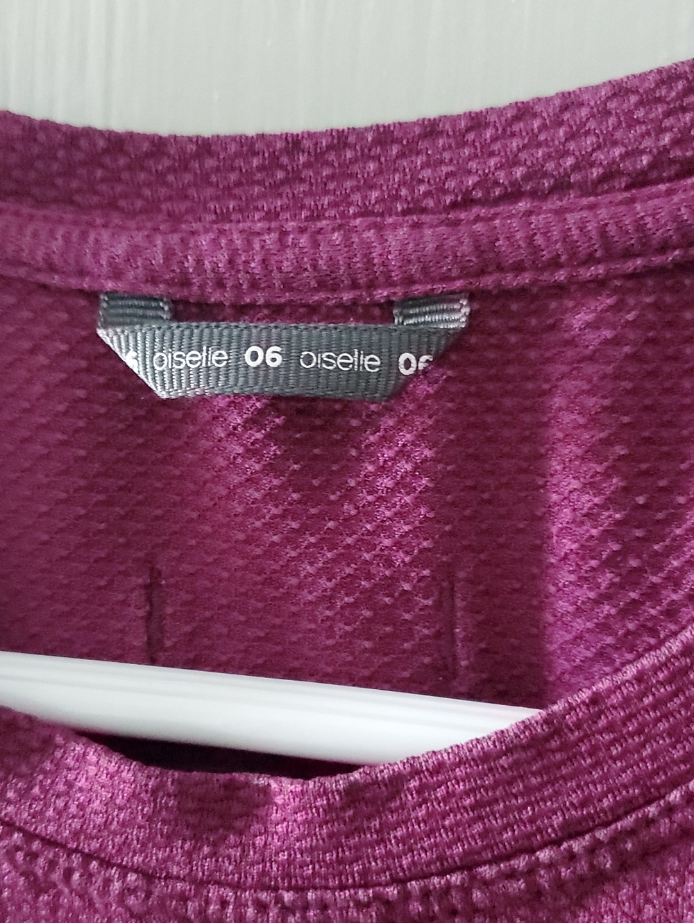 Oiselle Flyout Short Sleeve, Queen/Empire (6)* - Picture 4 of 6